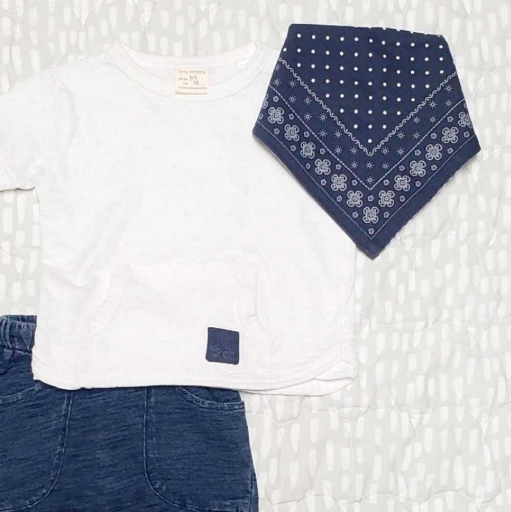 $3 BUNDLED ~ Oshkosh reversible bandana bib